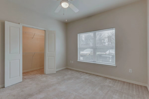 Hutchins-Gateway 27